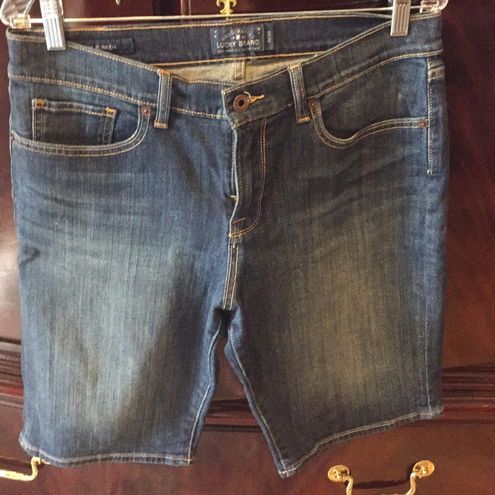 LUCKY BRAND  BERMUDA SHORTS